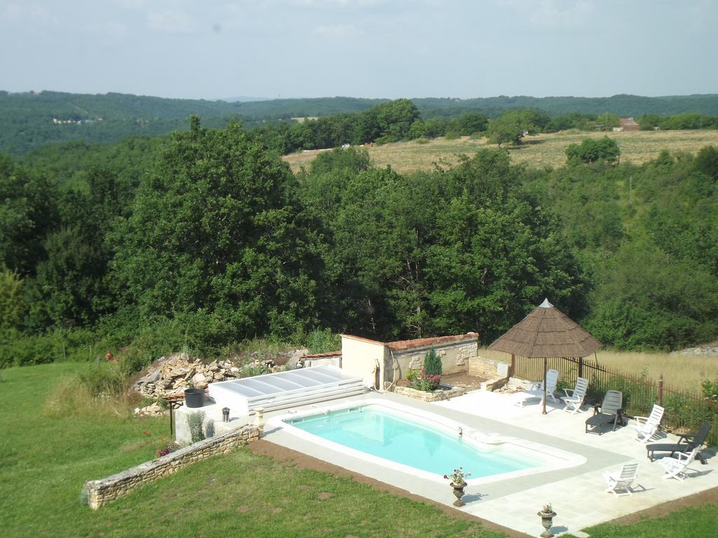 Gites Des 3 Vallees Salignac Eyvigues Exterior photo
