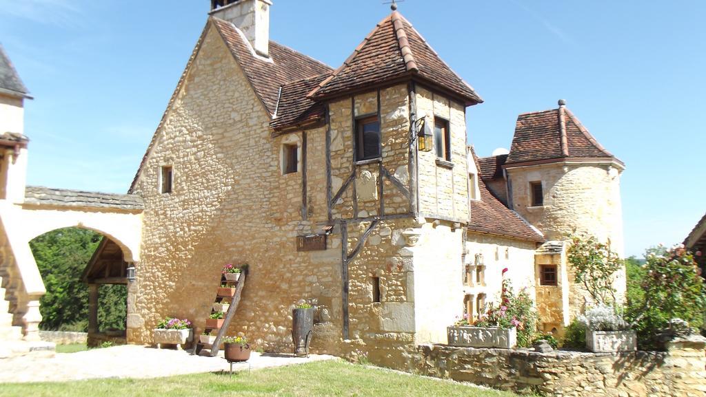 Gites Des 3 Vallees Salignac Eyvigues Exterior photo
